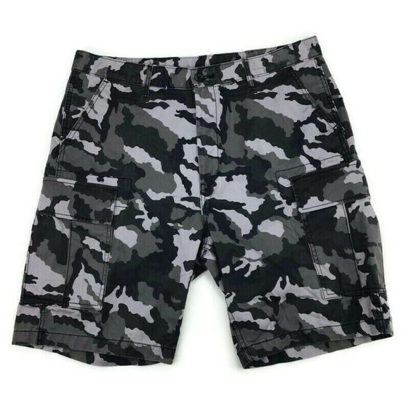 Levi's Other - Levi’s Cargo Shorts Men 36 Gray Black Camo Flat Fr